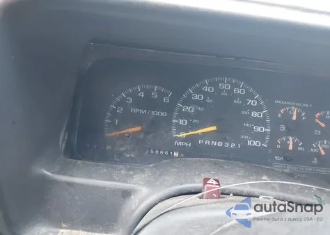 1999 Chevrolet Tahoe Ls z USA, uszkodzony, nr VIN 1GNEK13R7XJ518845